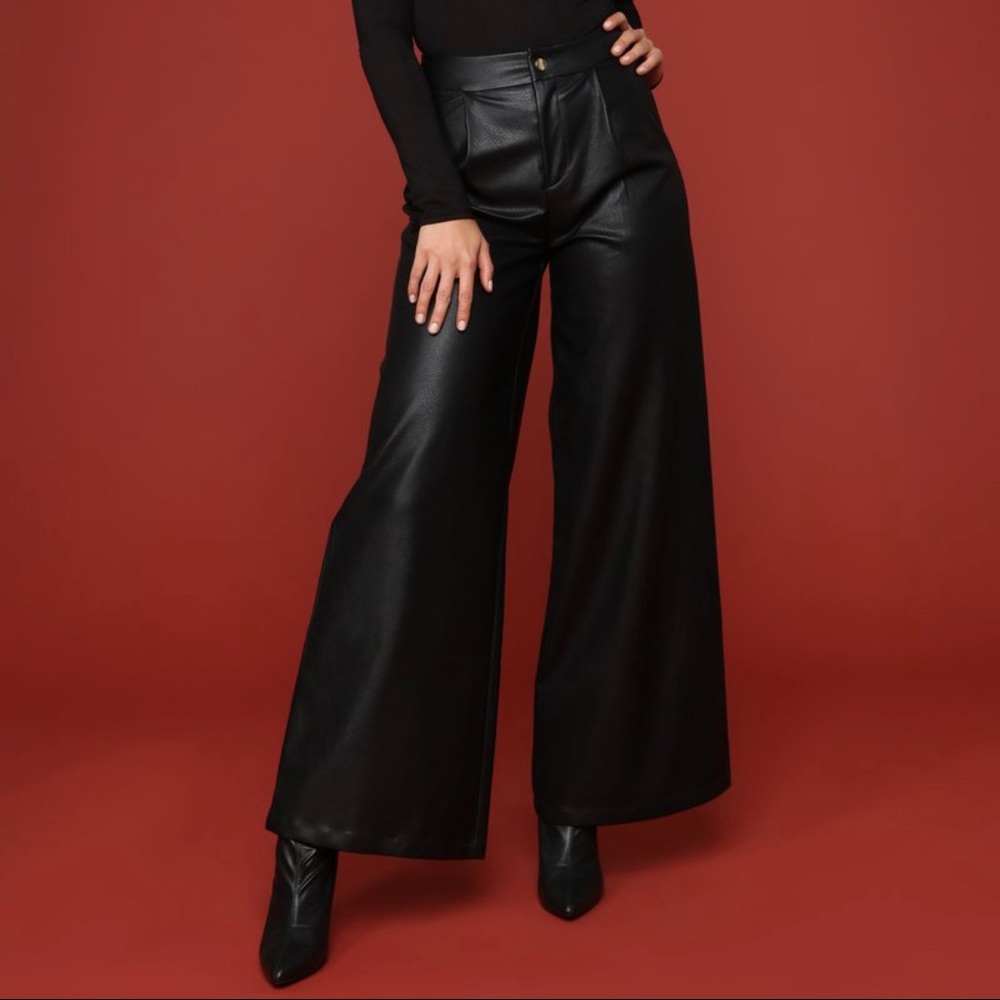 NWT Fashion Nova x Cardi B Wide Leg Trouser